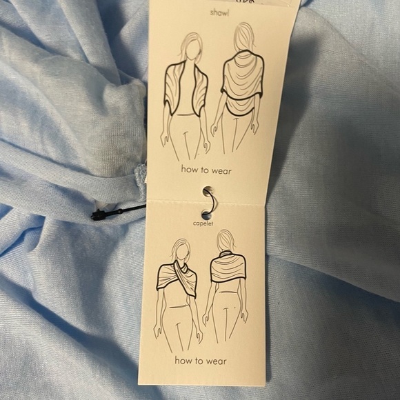 NWT Calvin Klein scarf/ wrap/ shawl/ capelet/ halter top in light blue. - Picture 9 of 13